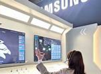 CES 2025: Thiết bị đeo thông minh ngày càng phát triển-119-120-121-123